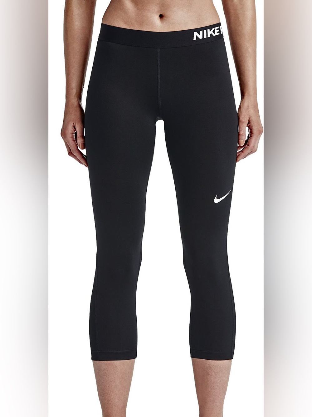 Nike Pro • Mid Rise Capri Leggings